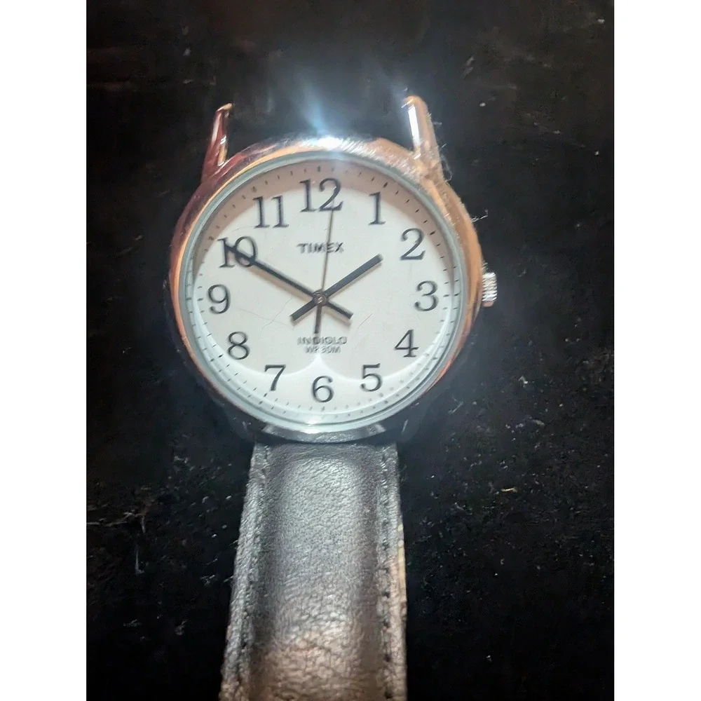 Timex Easy Reader Quartz Mens Watch 34mm White Dial Leather Band Indiglo WR 30M